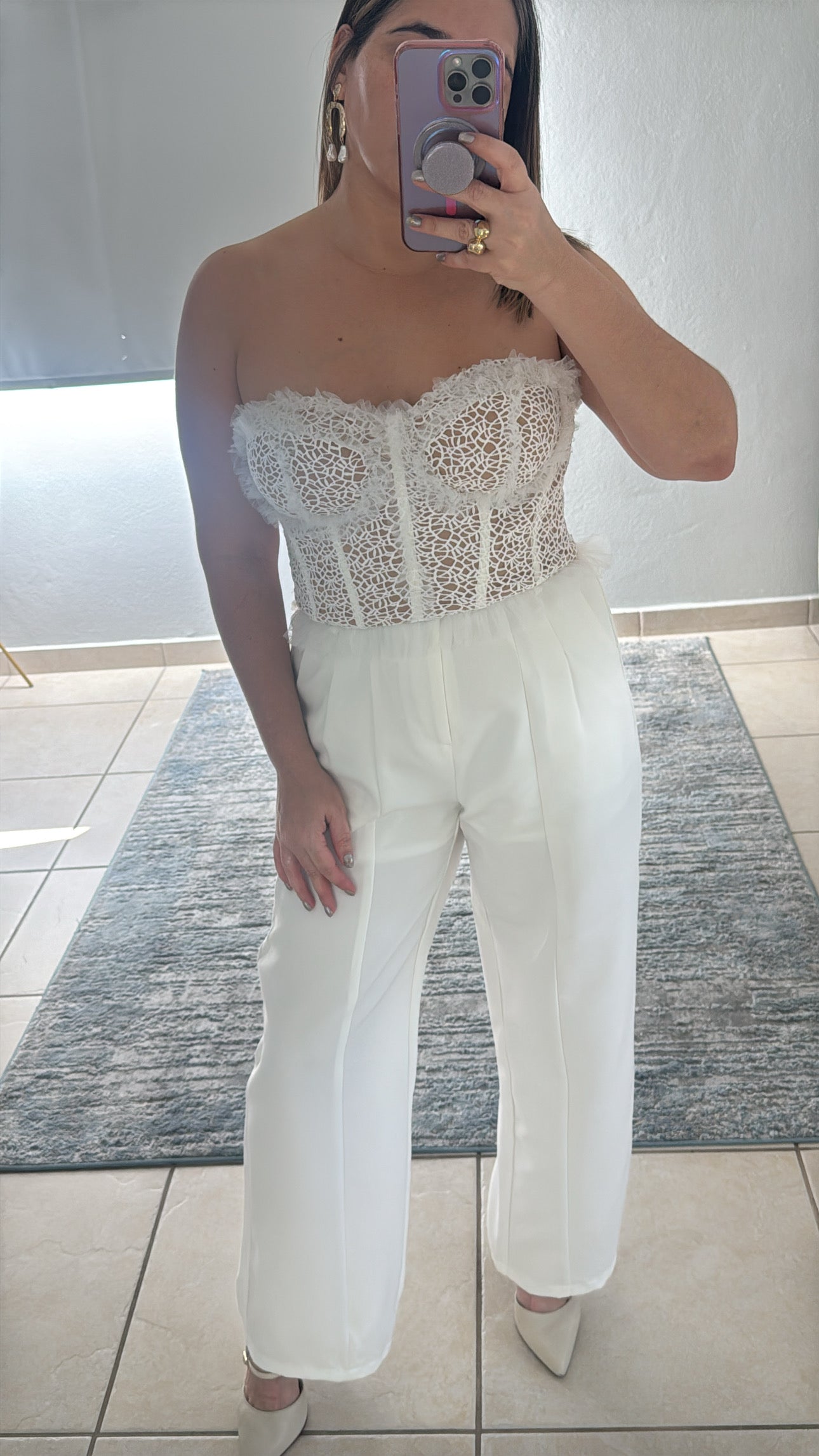 Top blanco y crema chiffon