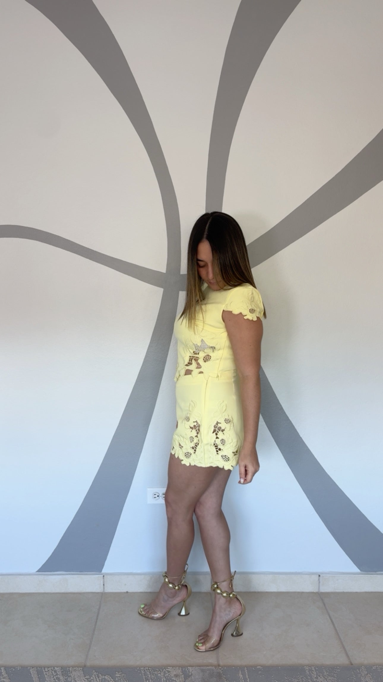 Butter yellow set